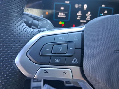 2025 Volkswagen Tiguan 2.0T SE R-Line Black