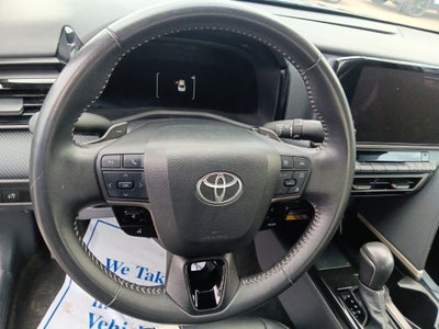 2025 Toyota Camry SE HYBRID