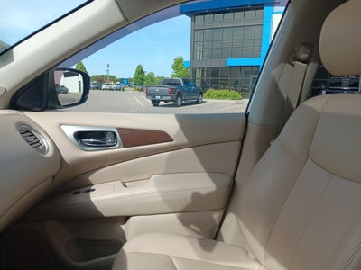 2018 Nissan Pathfinder Platinum