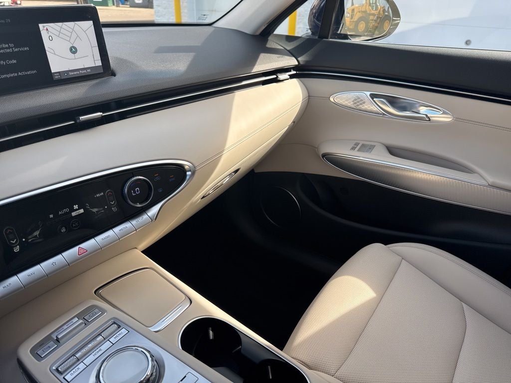 2024 Genesis GV70 2.5T