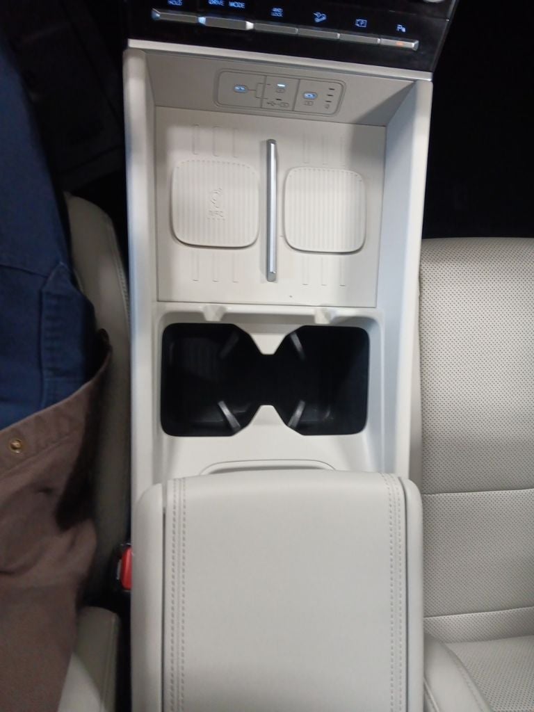 2024 Hyundai SANTA FE HYBRID SEL