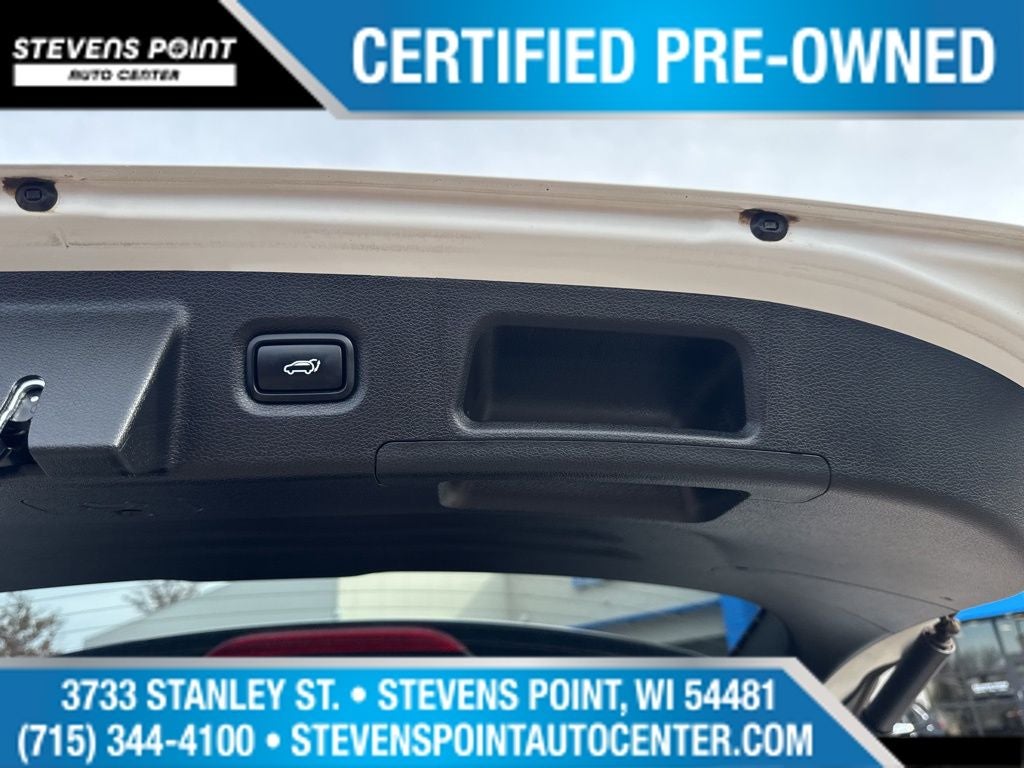 2023 Hyundai SANTA FE HYBRID SEL Premium