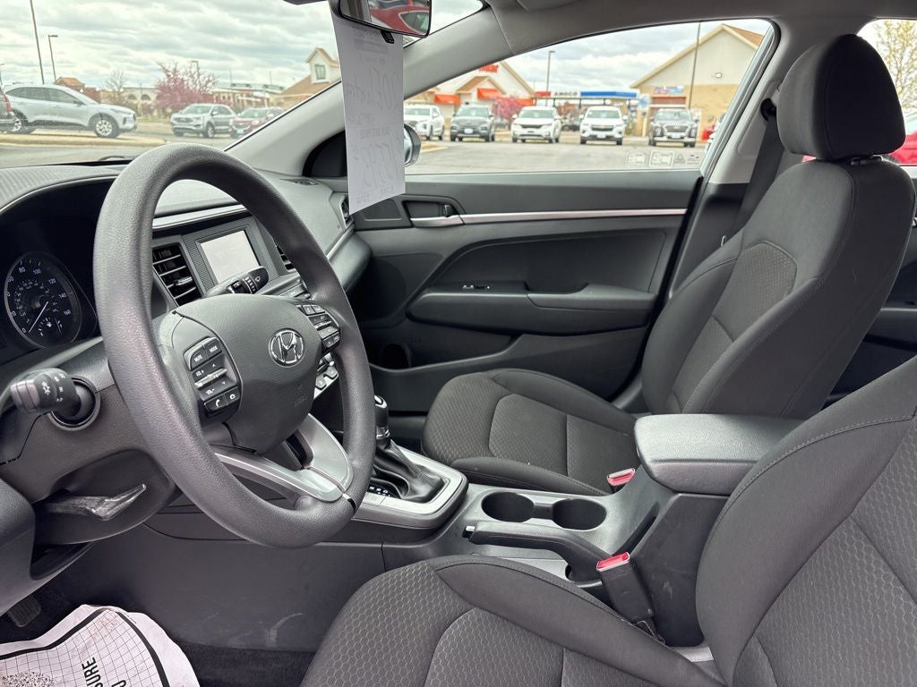 2020 Hyundai ELANTRA SE