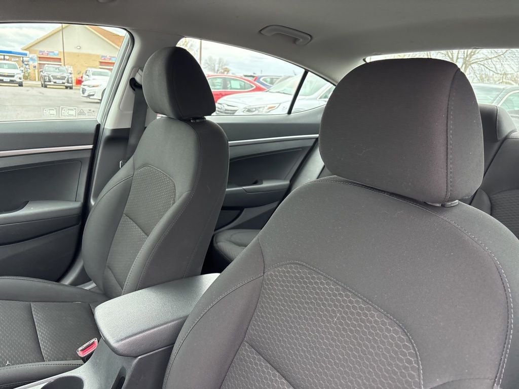 2020 Hyundai ELANTRA SE