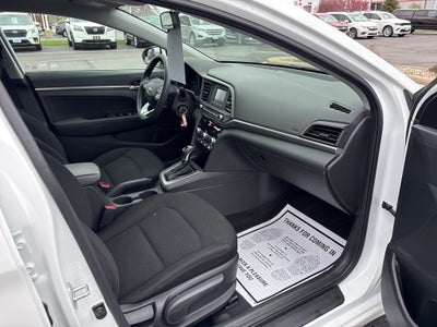 2020 Hyundai ELANTRA SE