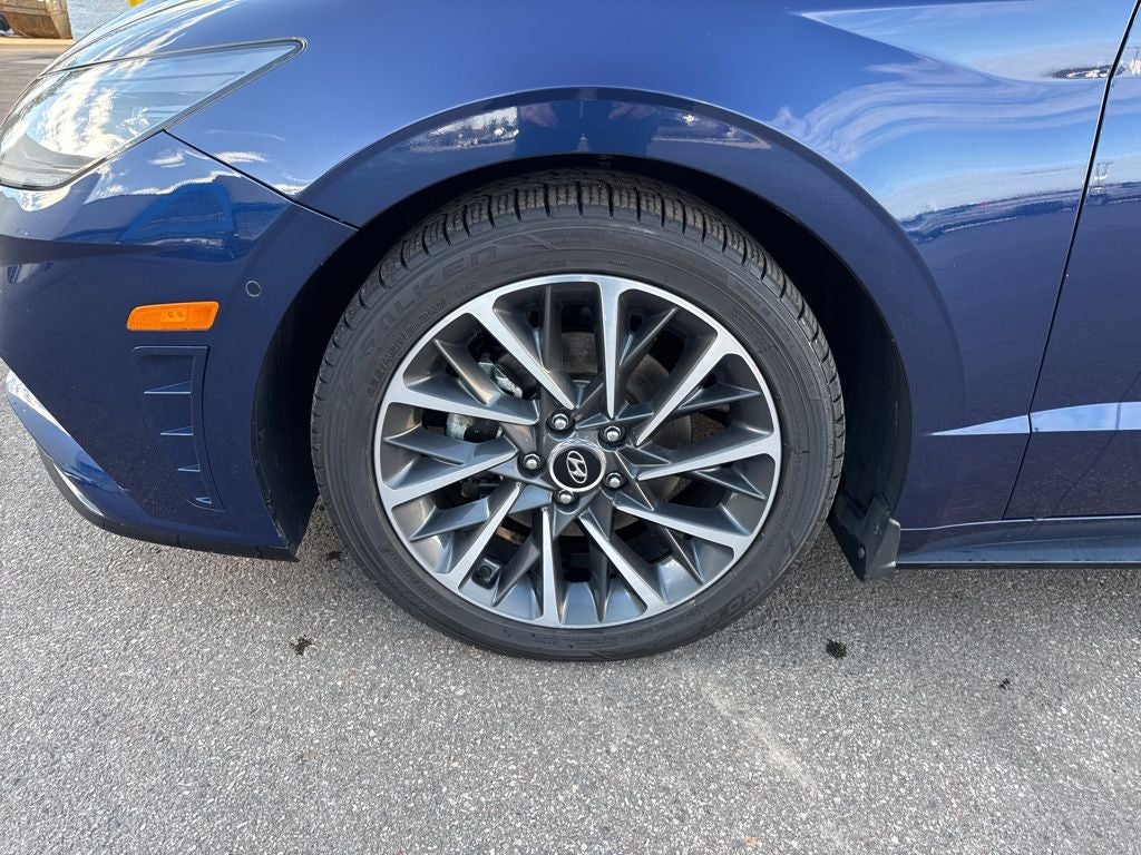 2022 Hyundai SONATA Limited