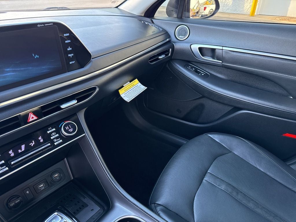 2022 Hyundai SONATA Limited