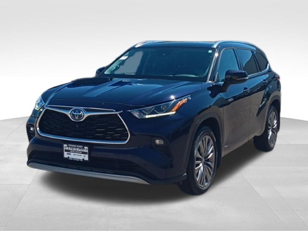 2020 Toyota Highlander Hybrid Platinum