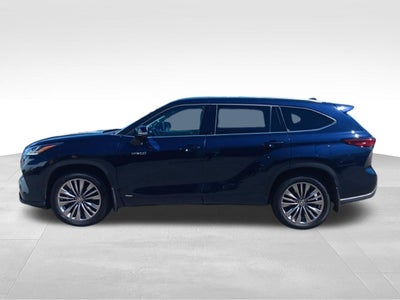 2020 Toyota Highlander Hybrid Platinum