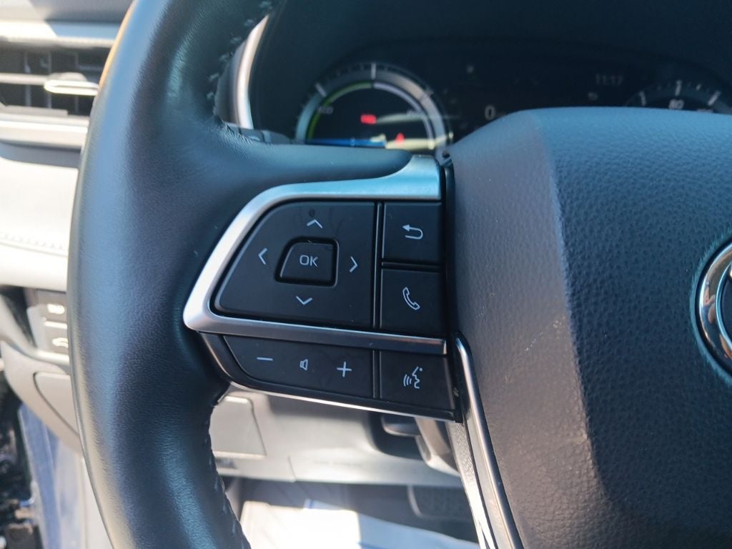2020 Toyota Highlander Hybrid Platinum