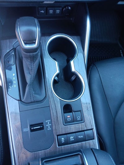 2020 Toyota Highlander Hybrid Platinum