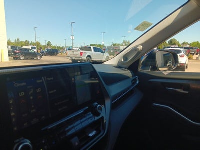 2020 Toyota Highlander Hybrid Platinum