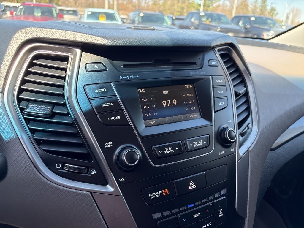 2015 Hyundai SANTA FE SPORT Base