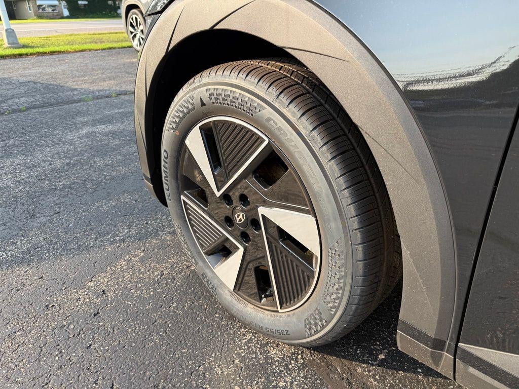 2025 Hyundai IONIQ 5 SE