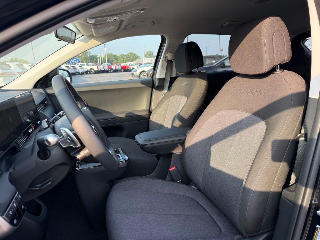 2025 Hyundai IONIQ 5 SE