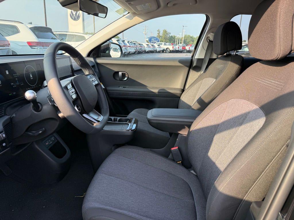 2025 Hyundai IONIQ 5 SE
