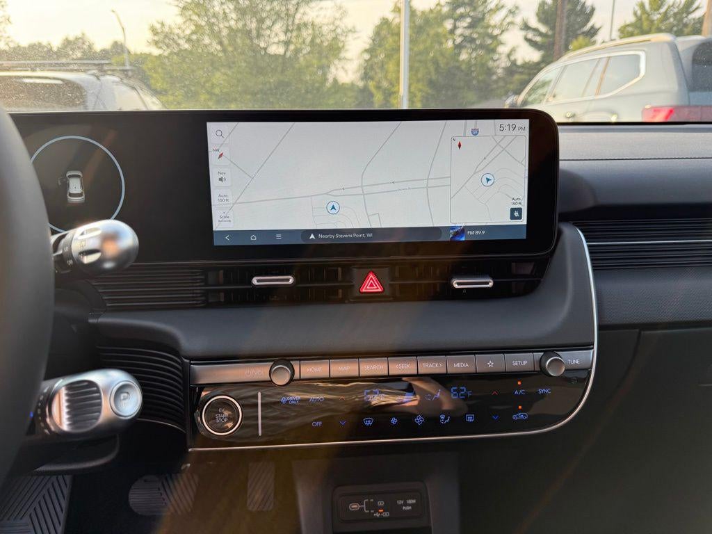 2025 Hyundai IONIQ 5 SE