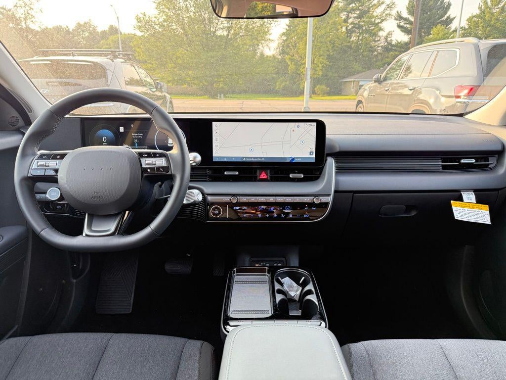 2025 Hyundai IONIQ 5 SE