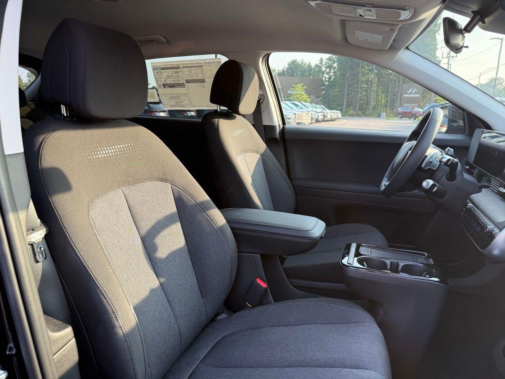 2025 Hyundai IONIQ 5 SE