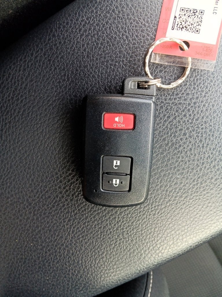 2018 Toyota RAV4 Hybrid LE Plus