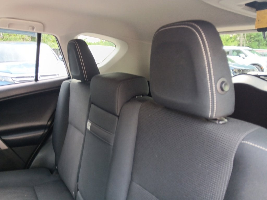 2018 Toyota RAV4 Hybrid LE Plus