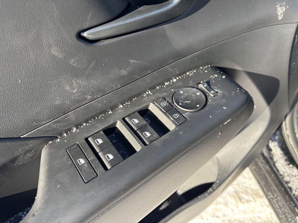 2026 Hyundai KONA SE AWD