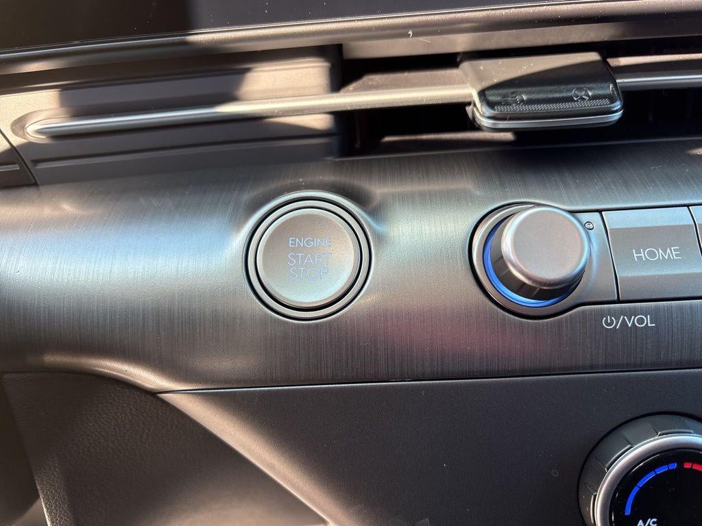 2026 Hyundai KONA SE AWD