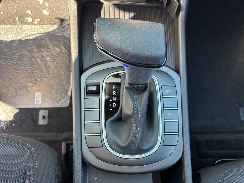 2026 Hyundai KONA SE AWD