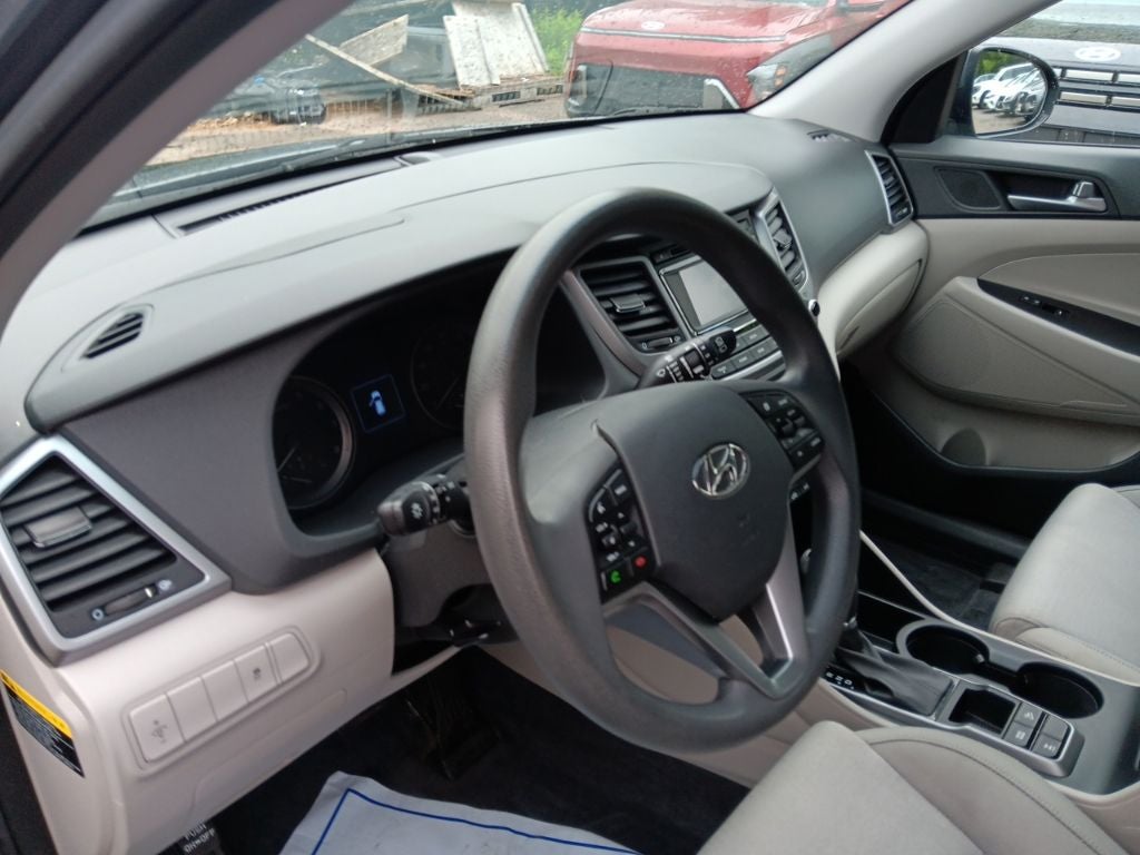2016 Hyundai TUCSON SE