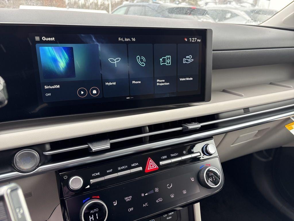 2026 Hyundai TUCSON HYBRID SEL AWD