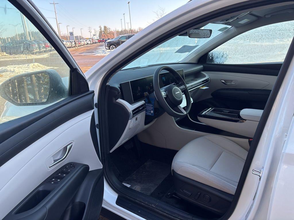 2026 Hyundai TUCSON HYBRID SEL AWD