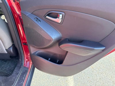2015 Hyundai TUCSON SE