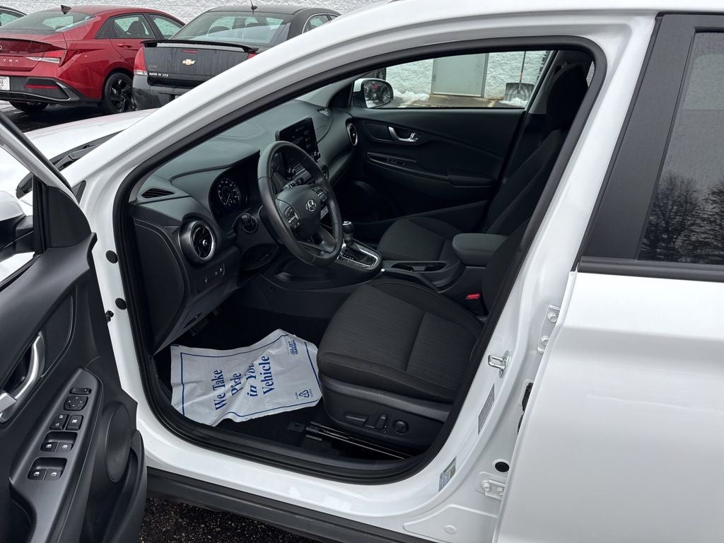 2023 Hyundai KONA SEL