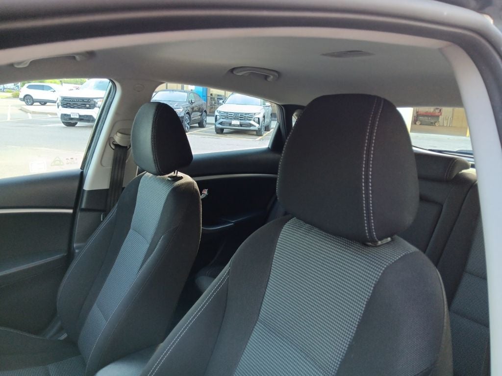 2017 Hyundai ELANTRA GT Base