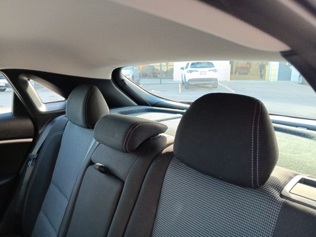 2017 Hyundai ELANTRA GT Base