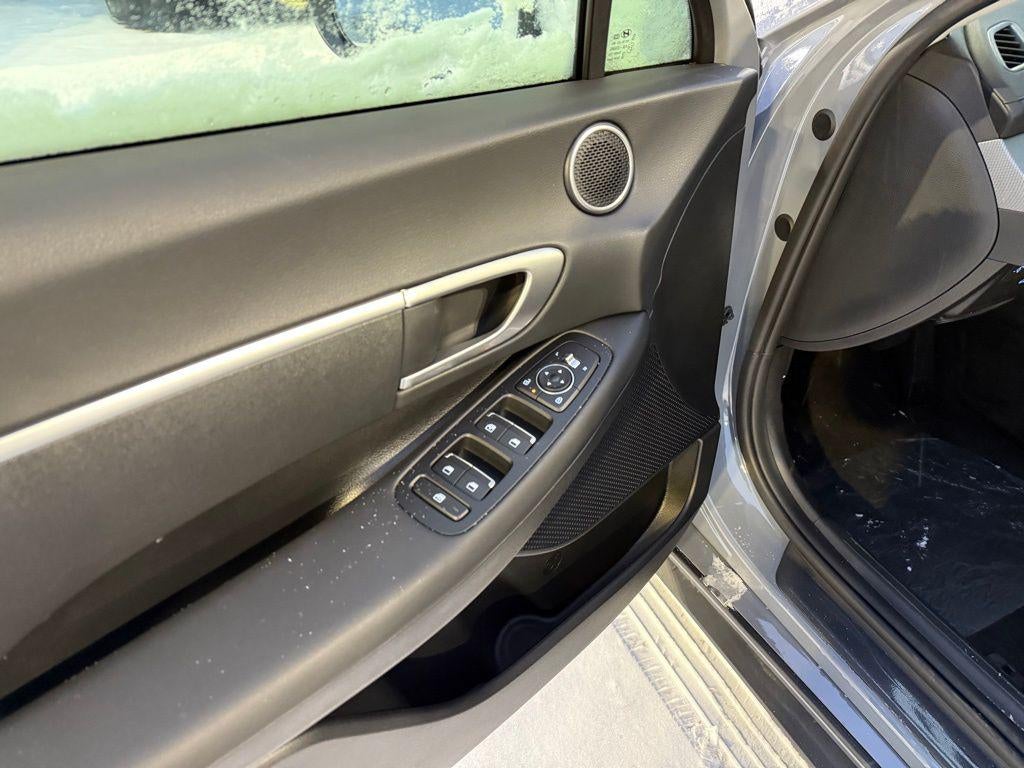 2026 Hyundai SONATA SE