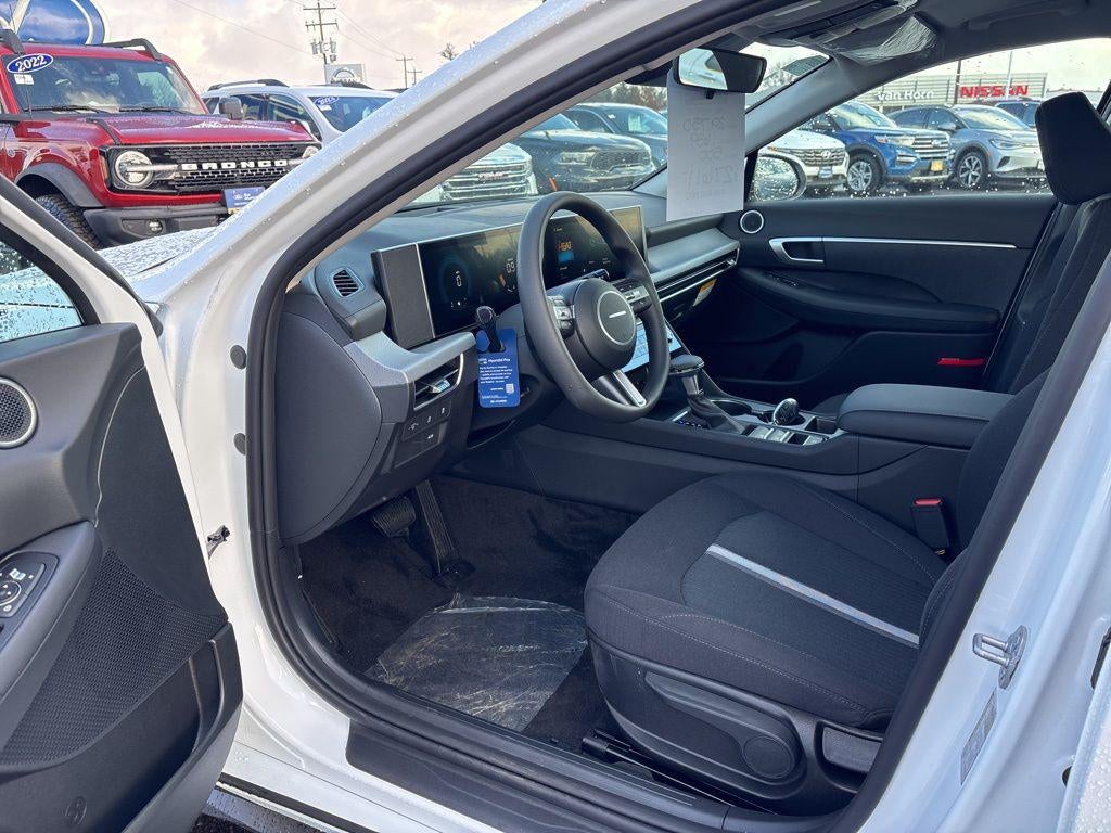 2026 Hyundai SONATA SE