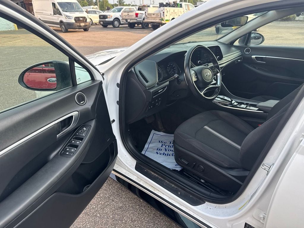 2021 Hyundai SONATA HYBRID SEL