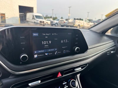 2021 Hyundai SONATA HYBRID SEL
