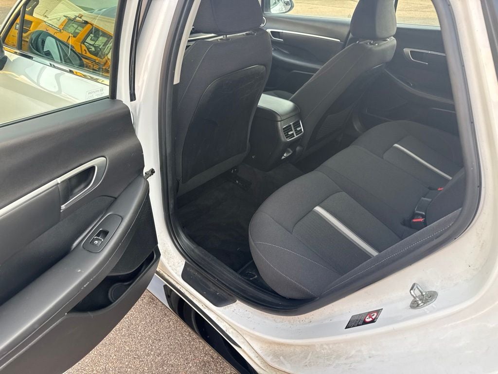 2021 Hyundai SONATA HYBRID SEL