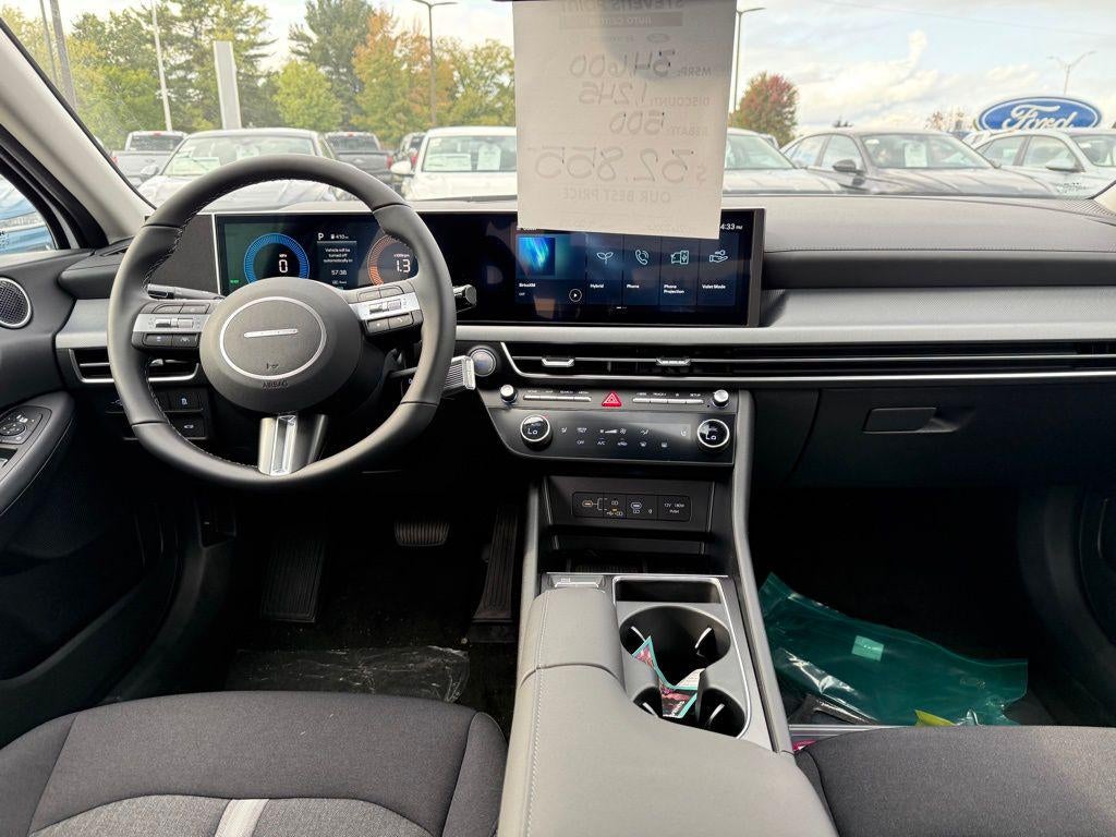 2026 Hyundai SONATA HYBRID SEL