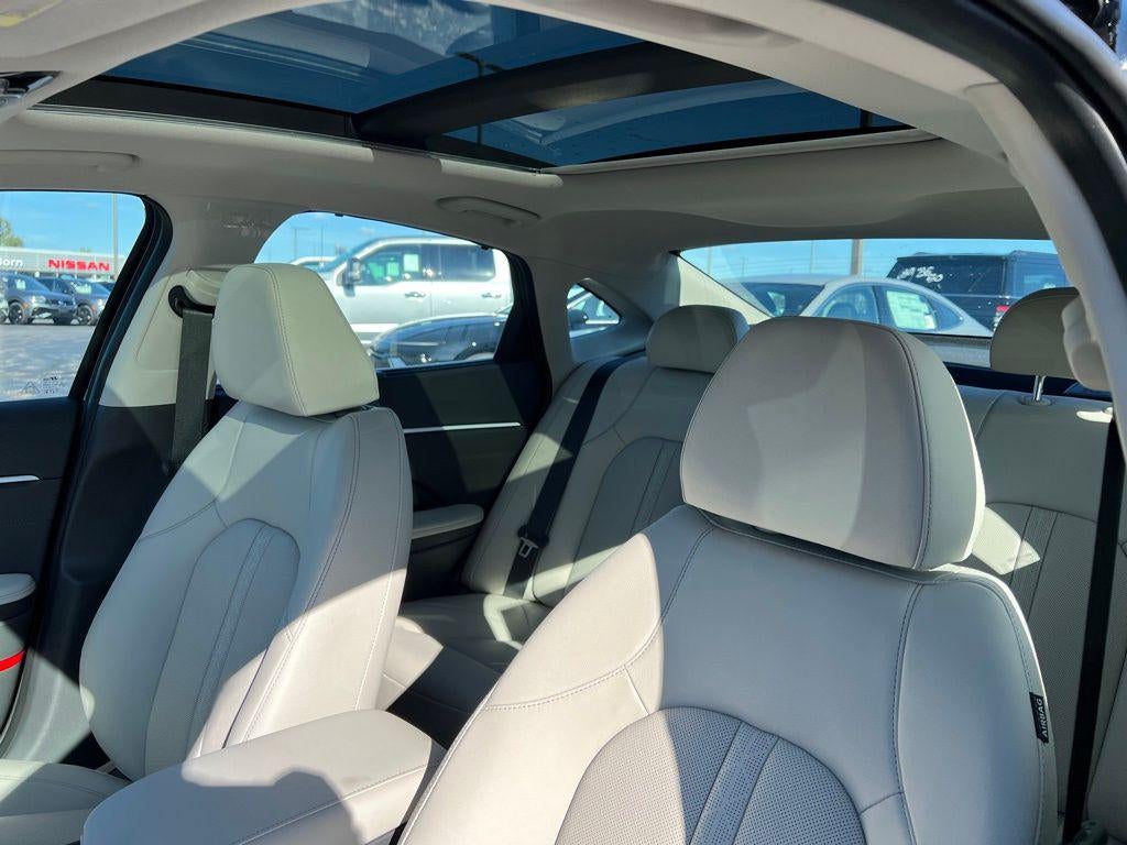 2024 Hyundai SONATA HYBRID Limited