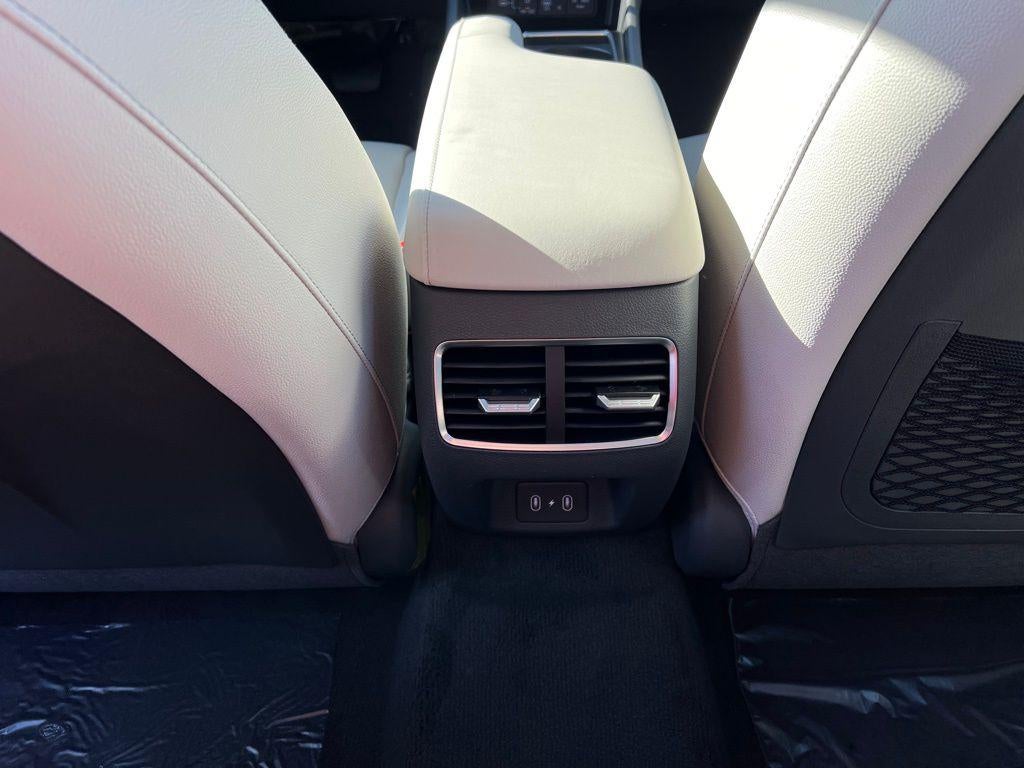 2024 Hyundai SONATA HYBRID Limited