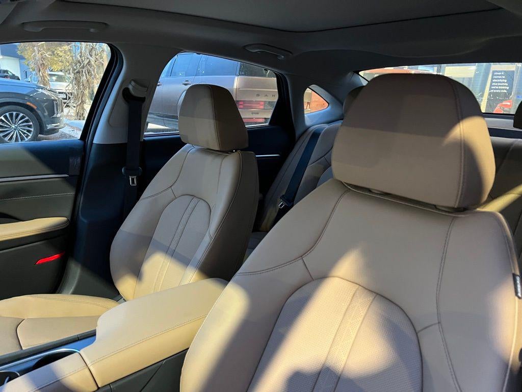 2025 Hyundai SONATA HYBRID Limited