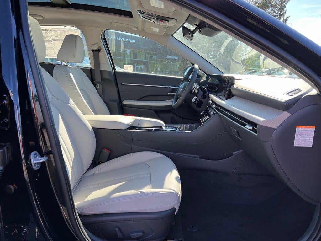 2024 Hyundai SONATA HYBRID Limited