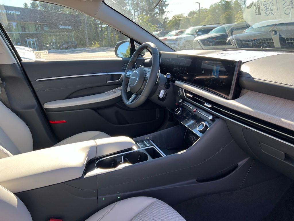 2024 Hyundai SONATA HYBRID Limited