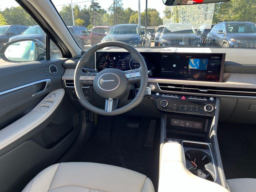 2024 Hyundai SONATA HYBRID Limited