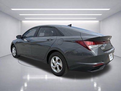 2023 Hyundai ELANTRA SE
