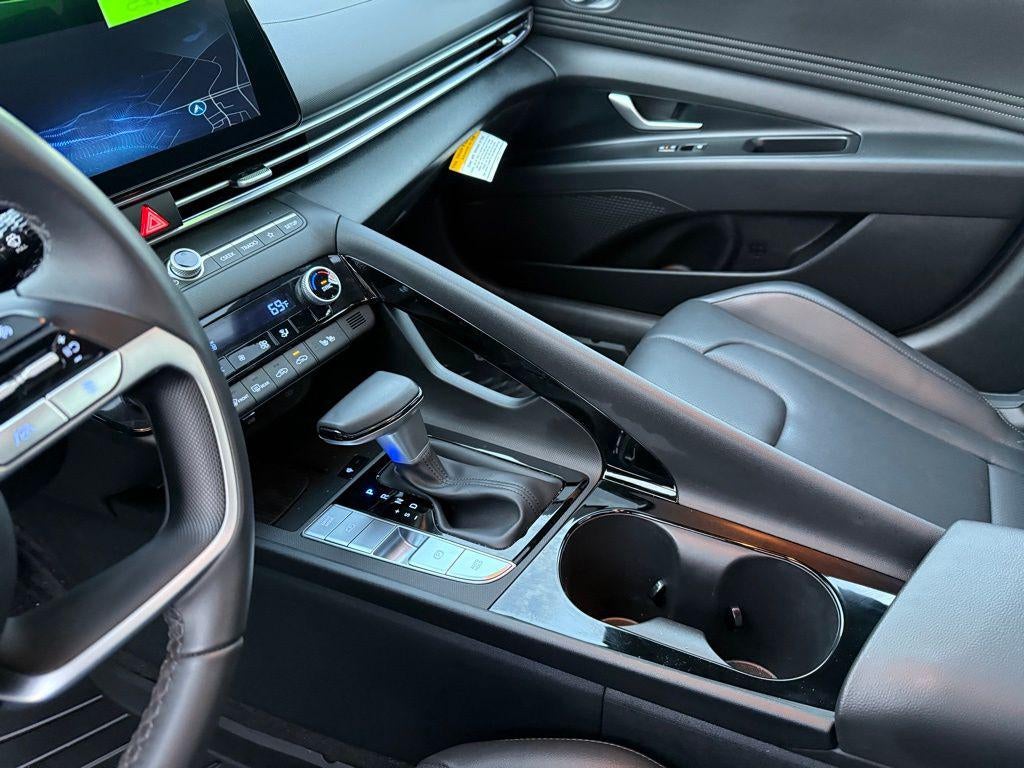 2025 Hyundai ELANTRA HYBRID Limited