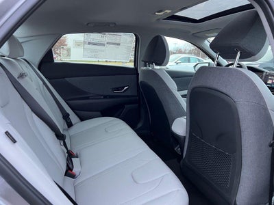 2025 Hyundai ELANTRA Limited